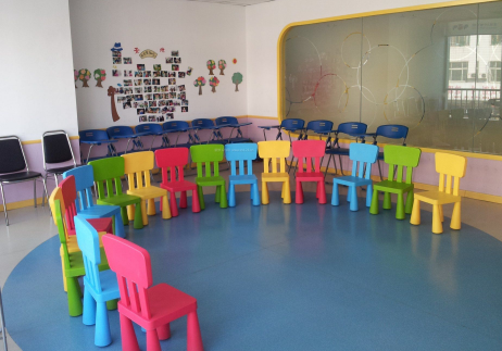 幼儿园室内地板-塑胶地板2.png