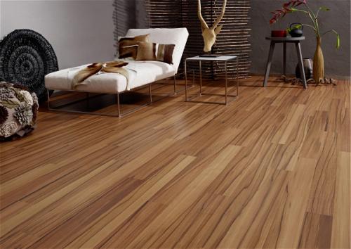 想知道户外地板怎么选才既省心又耐用吗